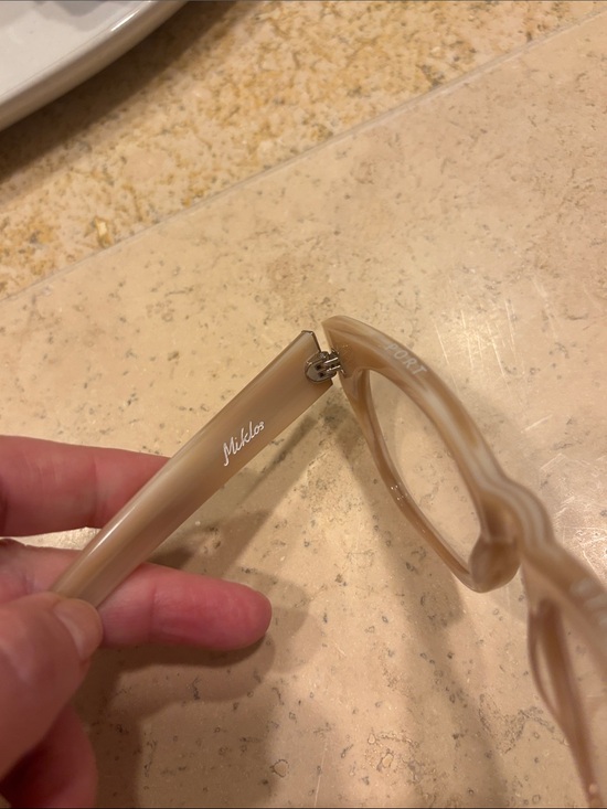 Women\'s progressive light responsive 1.50 readers main image 5